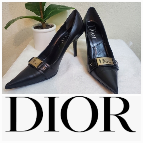 Dior Shoes - Vintage Christian DIOR black heels! Size 36½.